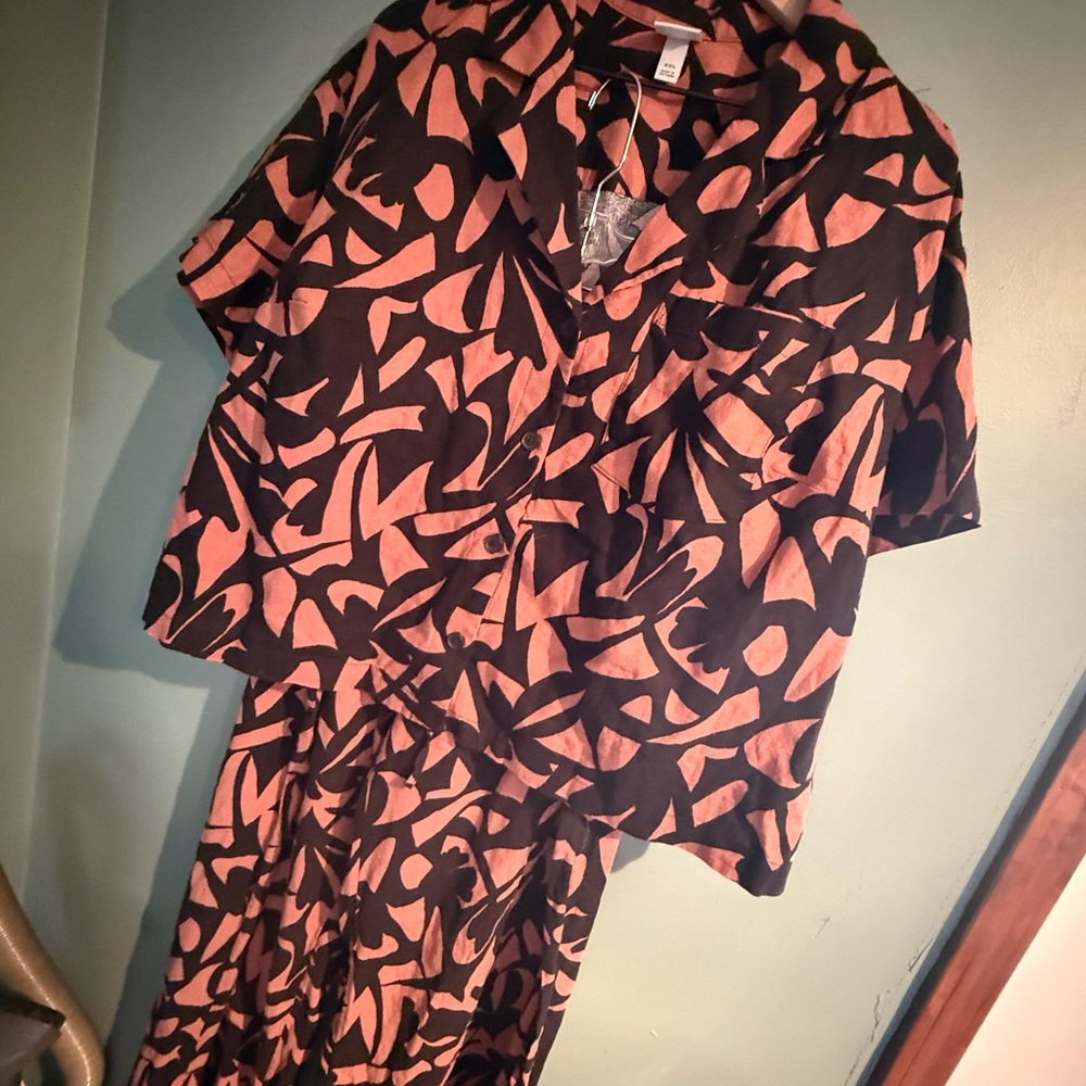 Black and Pink Abstract Patterned Set - Picture 7 of 10